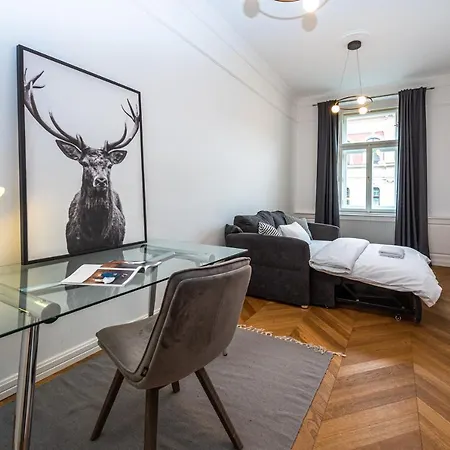 Apartman Riverside Two-bedroom In Prága